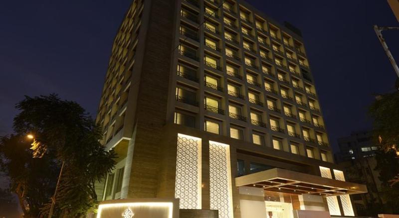 Genesis Hotel Near Mumbai Airport Екстериор снимка