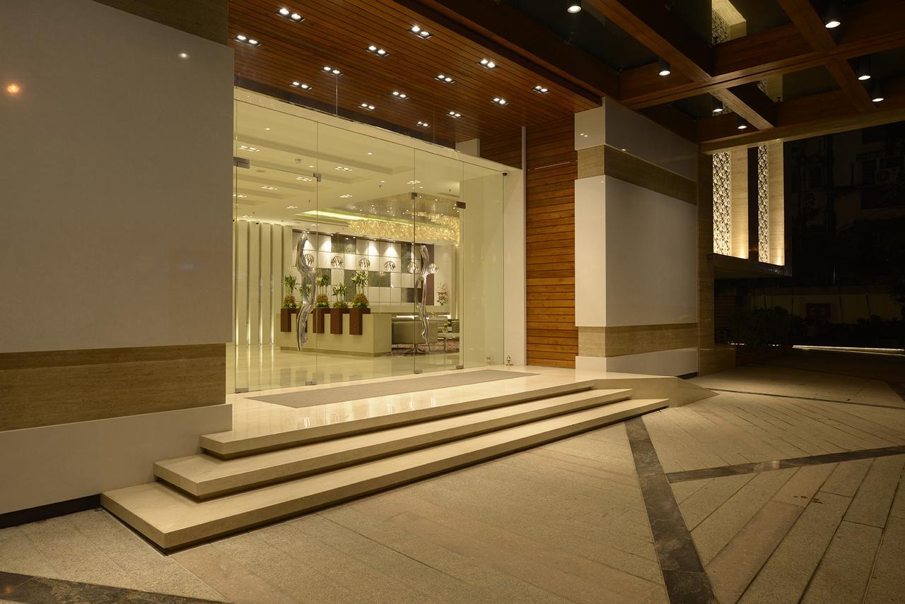Genesis Hotel Near Mumbai Airport Екстериор снимка